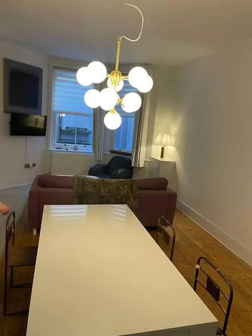 2 Large One Bed , Prime Location And Quiet Apartment Brighton